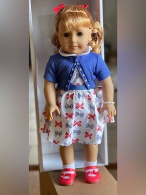 American Girl Maryellen BeForever in Back to School Outfit Ensemble